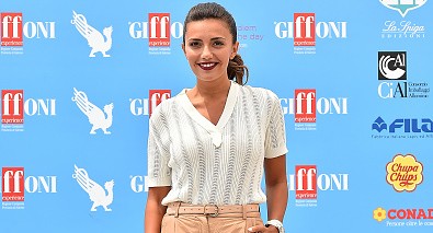 GIFFONI VALLE PIANA, ITALY - JULY 19: Actress Serena Rossi attends Giffoni Film Festival 2015 Day 3 photocall on July 19, 2015 in Giffoni Valle Piana, Italy. (Photo by Stefania D'Alessandro/Getty Images for Giffoni Film Festival)