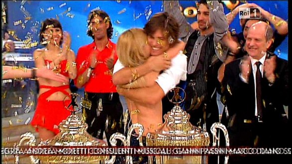 Andres Gil vince Ballando con le stelle 2012
