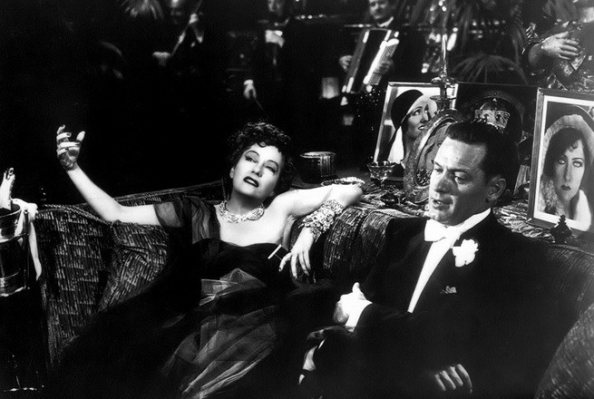 gloria swanson & william holden 1950 - sunset boulevard. from jane's film noir series.