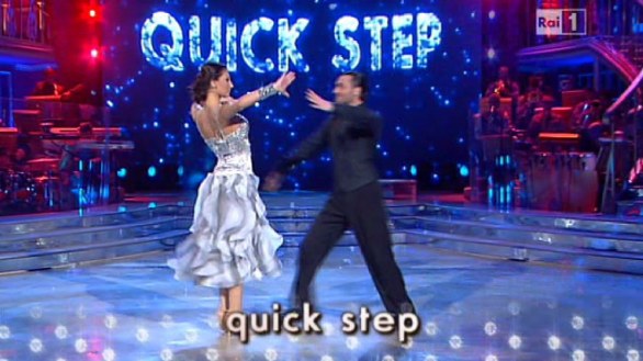 Ballando con le stelle 8 - Anna Tatangelo e Stefano Di Filippo nel Quick step