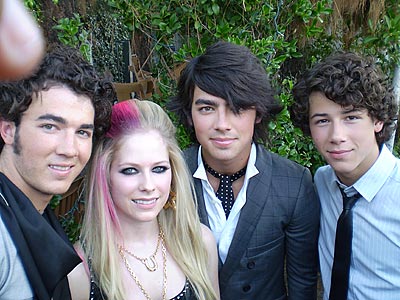 Jonas Brothers con Avril Lavigne