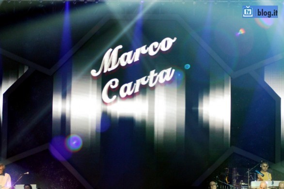 Foto backstage di Marco Carta a Ti Lascio Una Canzone