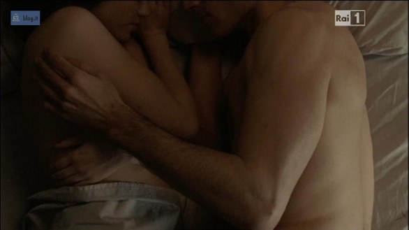 Foto de il campione e la miss hot - Scena di sesso e Luca Argentero nudo nella fiction di Tiberio Mitri di Rai1