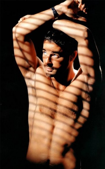 Foto sexy di Flavio Montrucchio da vincitore del Grande Fratello a attore per fiction e cinema