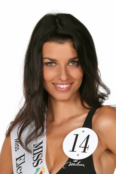 Miss Italia 2010 - 14 - Miss Eleganza Campania - Chiara Generali