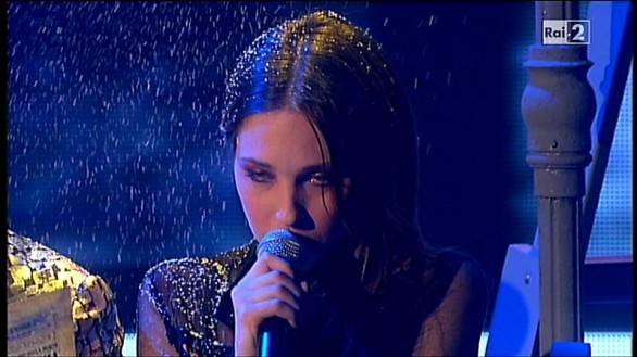Nathalie Giannitrapani - Fortissimo a X Factor 4 del 6 novembre 2010