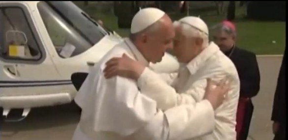 Papa Francesco e Papa Benedetto XVI, il primo incontro