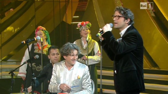 Sanremo 2012 - Samuele Bersani con Goran Bregovic - Romagna mia - My Sweet Romagna