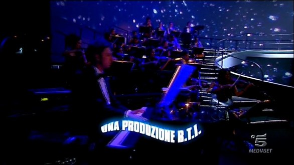 Scherzi a parte 2012 - Prima puntata con Luca e Paolo