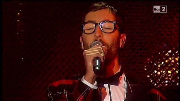 Stefano Filipponi a X Factor 4 del 26 ottobre 2010 canta La prima cosa bella