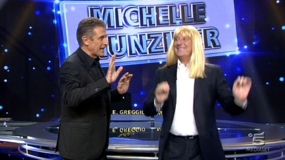 Striscia la notizia, Enzo Iacchetti sostituisce Michelle Hunziker