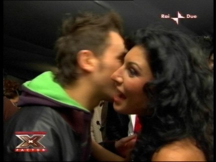 le foto di Jury Magliolo durante X Factor mentre incontra Giusy Ferreri